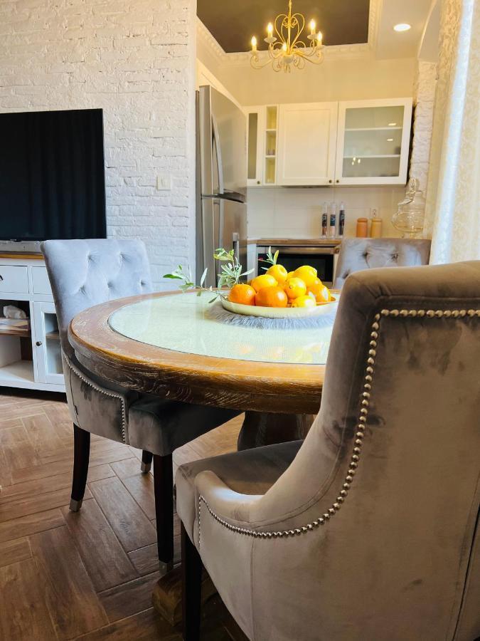 La Dolce Vita Luxury II Apartments With Best Free Private Parking In Center Pola Esterno foto